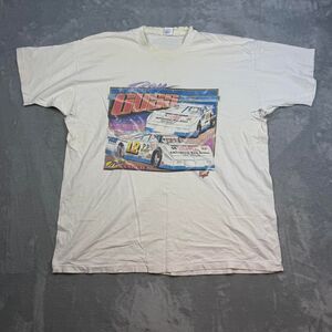 Fruit-of-the-loom Men's White and Cream T-shirt